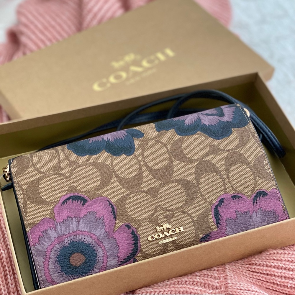 🆕 COACH | Purple Floral Purse BOXED - Picture 2 of 16